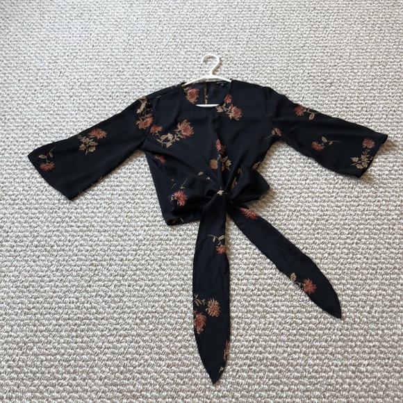 Floral Tie-Front Blouse from Dynamite - Picture 5 of 8